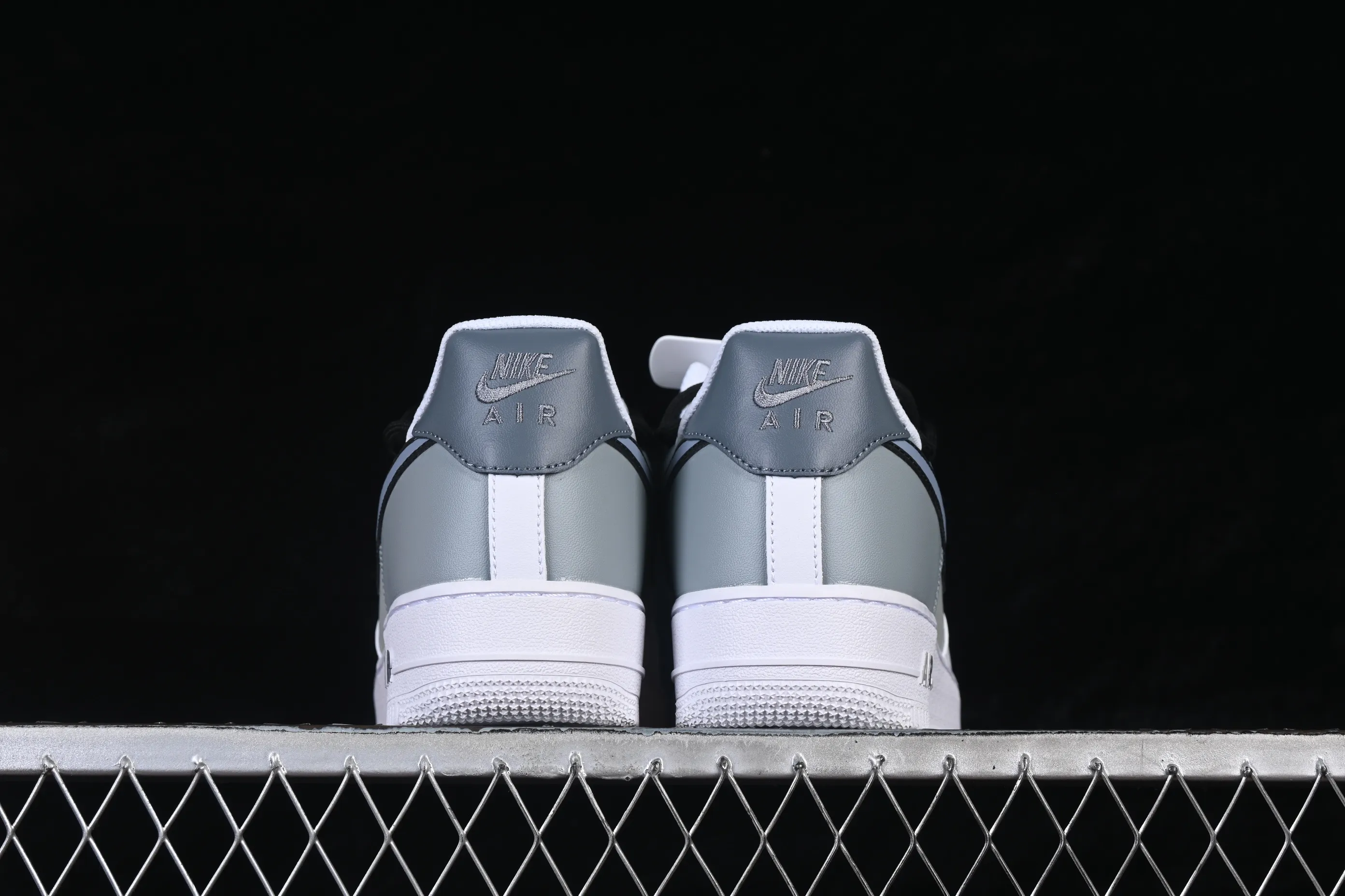 All categories Nk Air Force 1 Air Force series Nk Air Force 1 Low Air Force low-top Nike Air Force 1'07 Low fog gray player Air Force 1 low-top casual sneakers CW2288-111